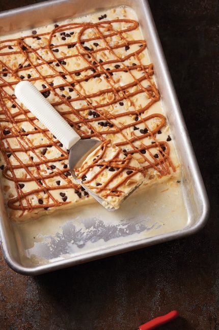 Ореховый десерт из замороженного йогурта